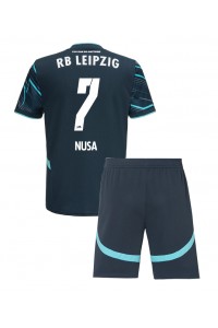 RB Leipzig Antonio Nusa #7 Babyklær Tredje Fotballdrakt til barn 2024-25 Korte ermer (+ Korte bukser)